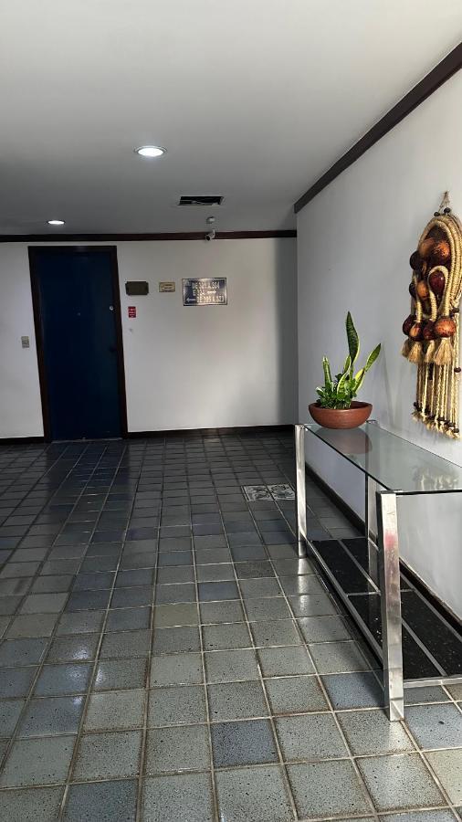 Apartamento Inteiro Frente Ao Mar De Ondina Salvador Exteriér fotografie