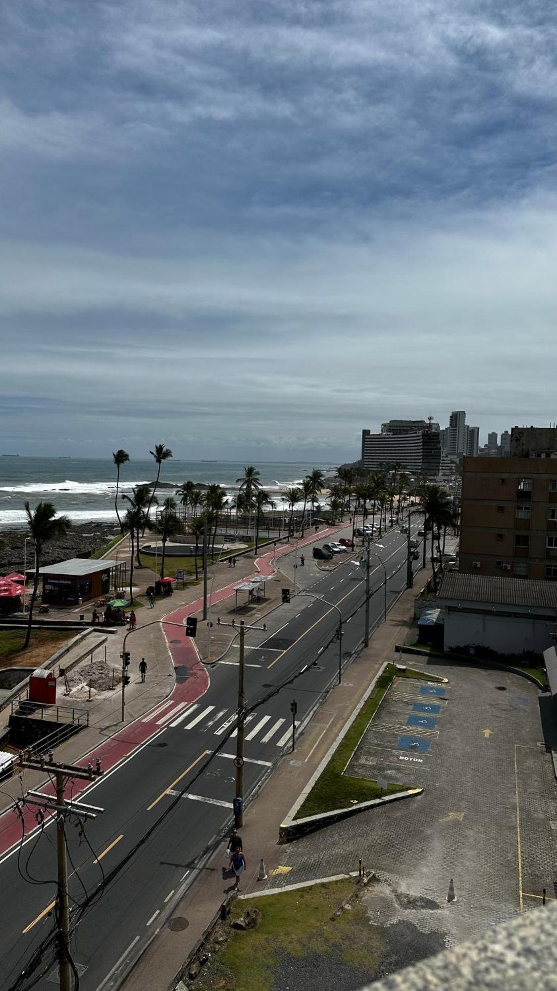 Apartamento Inteiro Frente Ao Mar De Ondina Salvador Exteriér fotografie